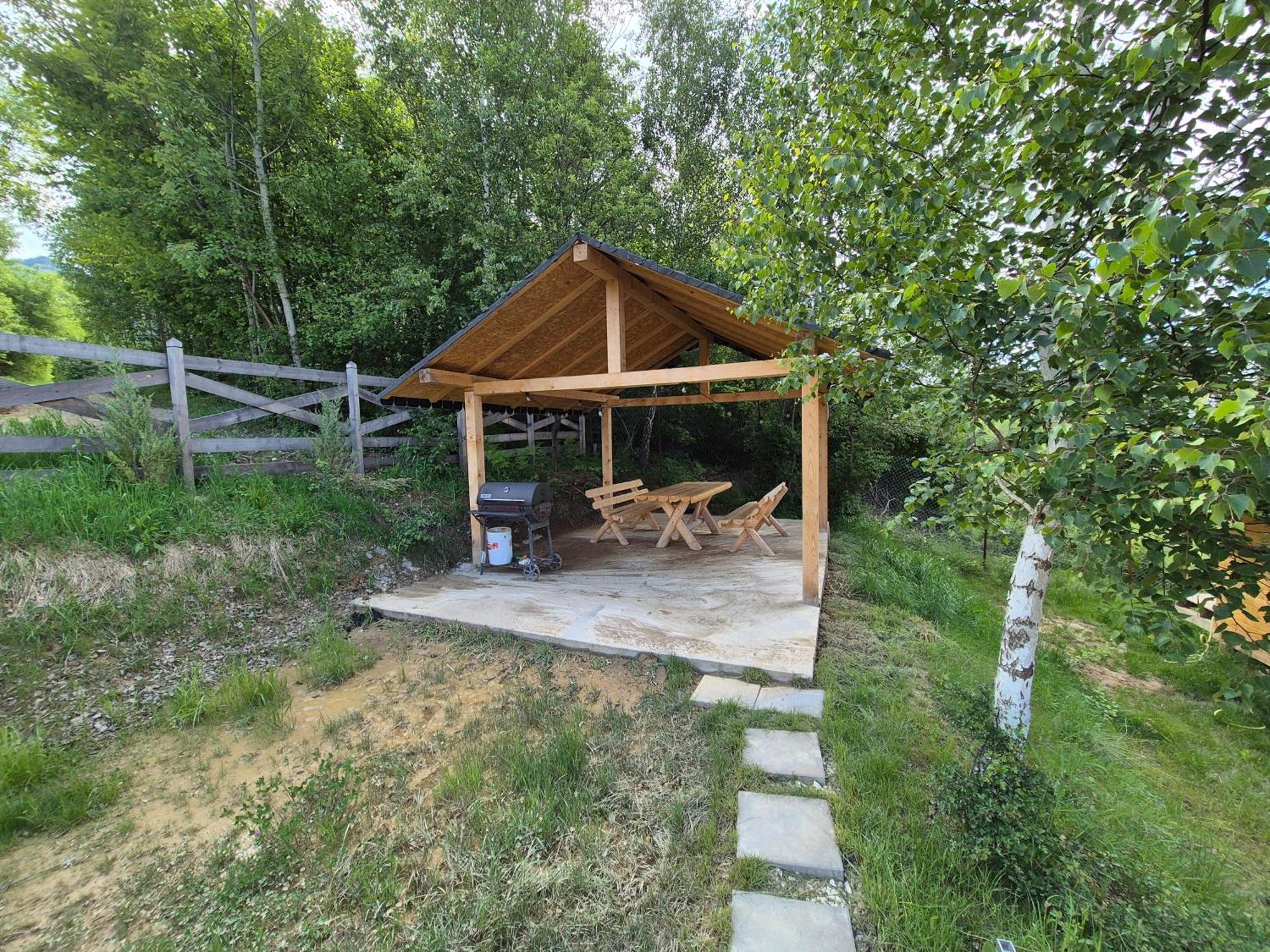 Cabana Timbernest Bran  Exterior photo